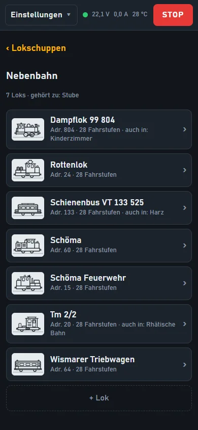 Lokschuppen und mehrere Anlagen